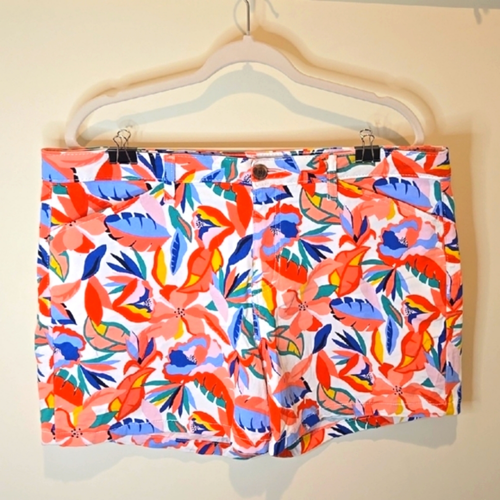 Secretly Slender Tropical Print Women's Shorts